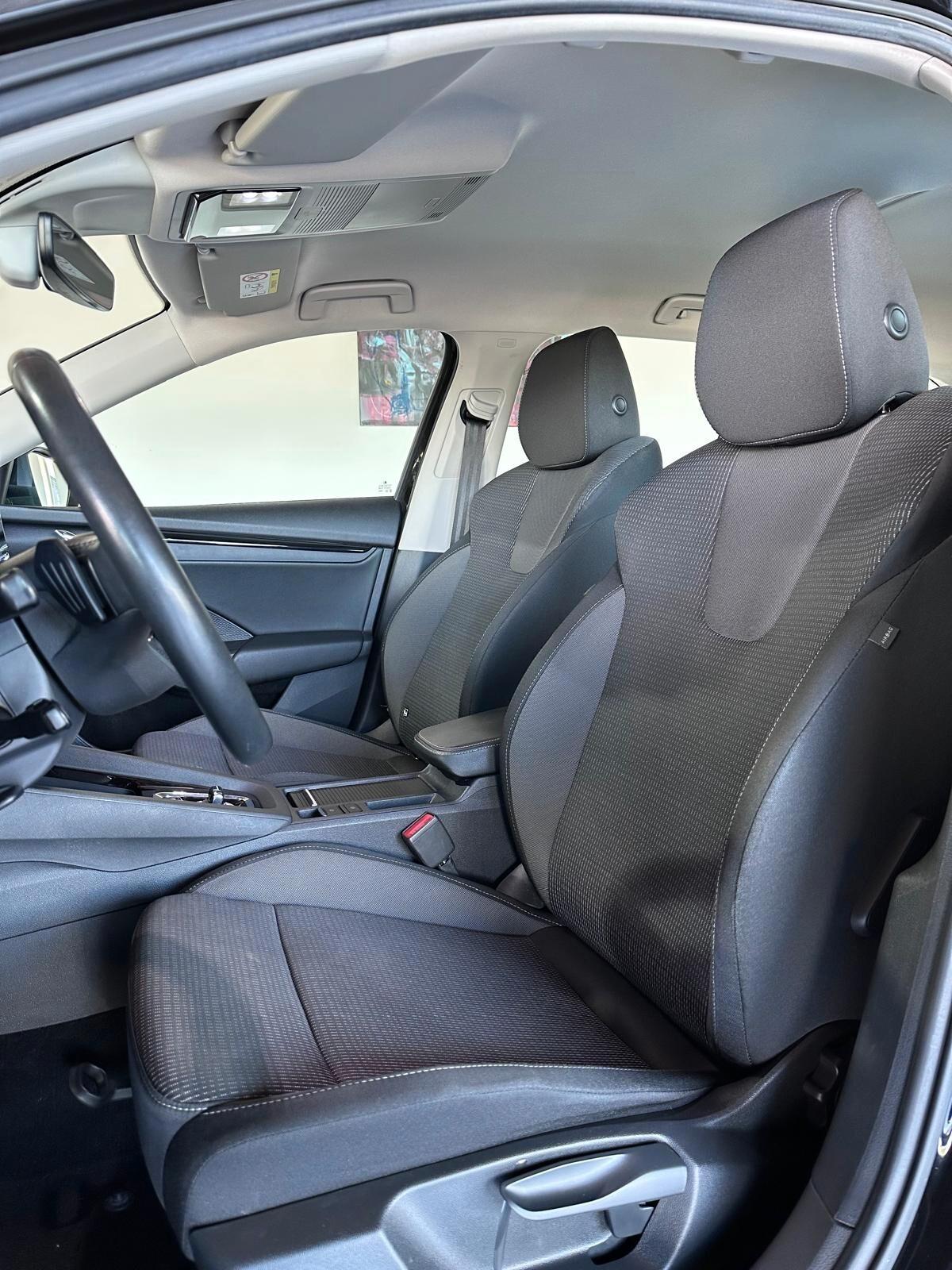 Skoda Octavia 2.0 TDI EVO SCR 150 CV DSG Wagon Executive 2023