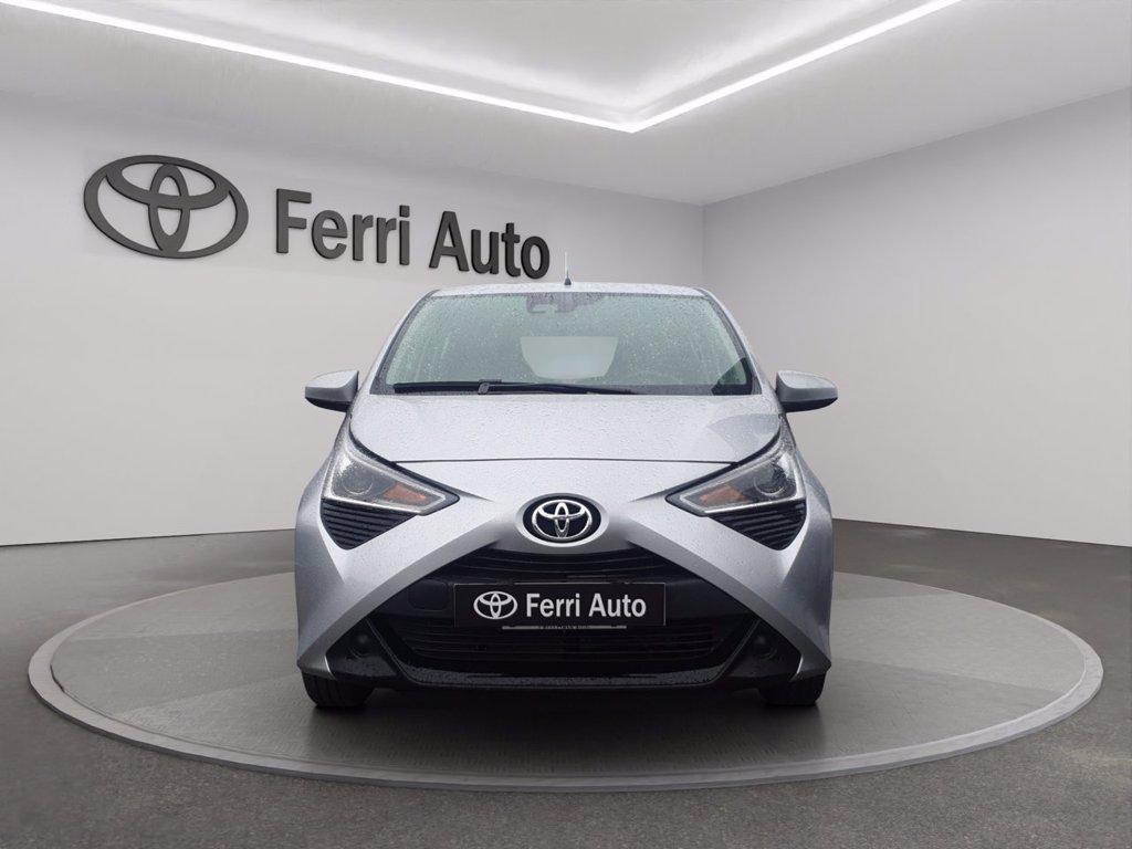 TOYOTA Aygo 5p 1.0 x-play 72cv del 2021
