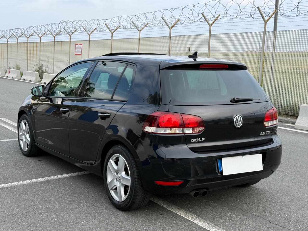 Volkswagen Golf 2.0 TDI 140CV DPF DSG 5p. Highline-TETTO-FULL