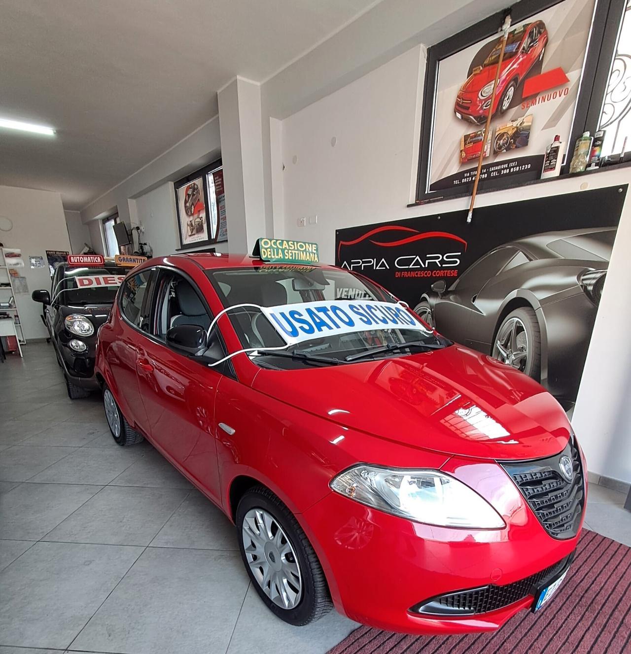 Lancia Ypsilon 1.2 69 CV 5 porte Gold