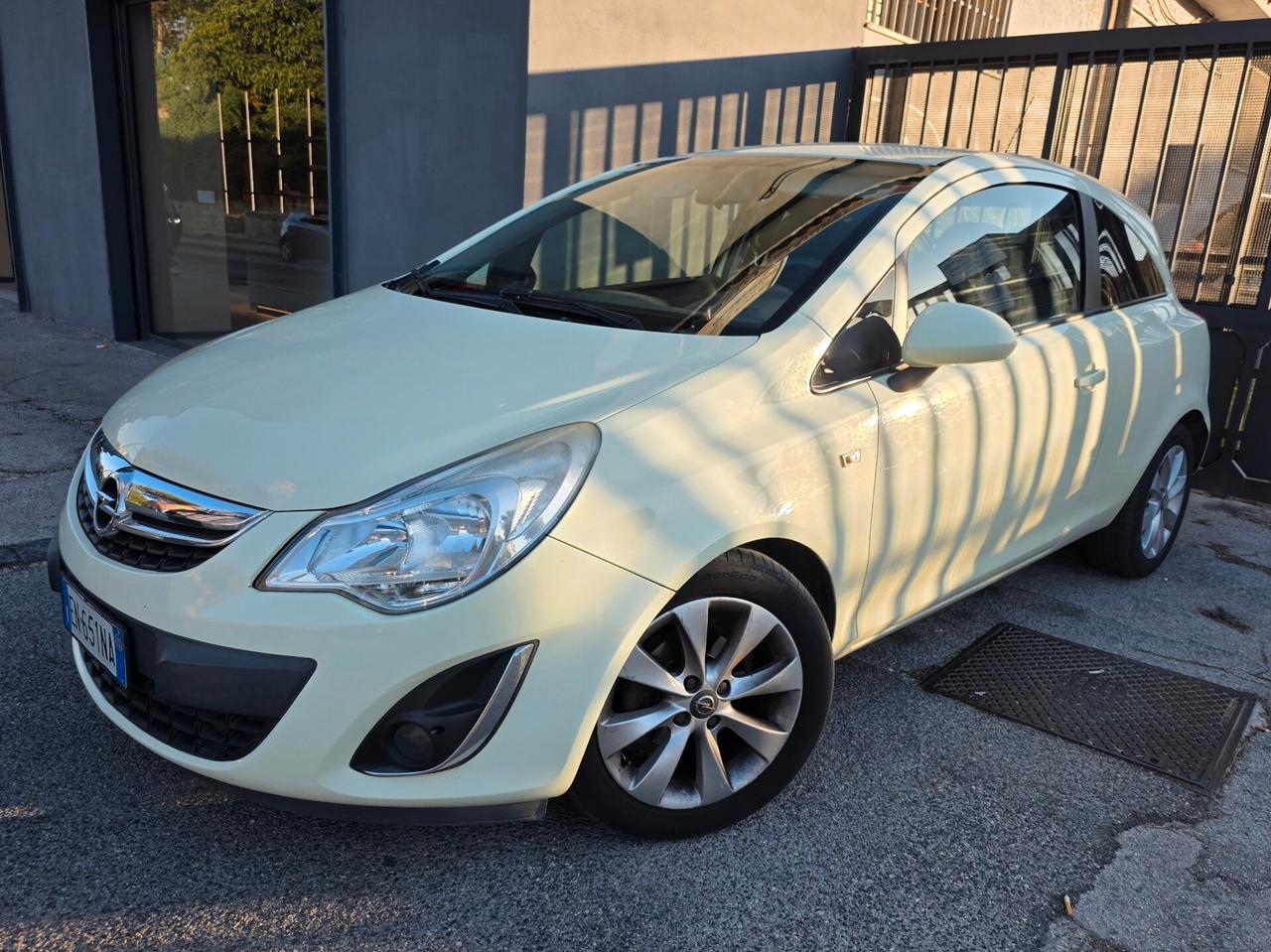 Opel Corsa 1200 con impianto GPL
