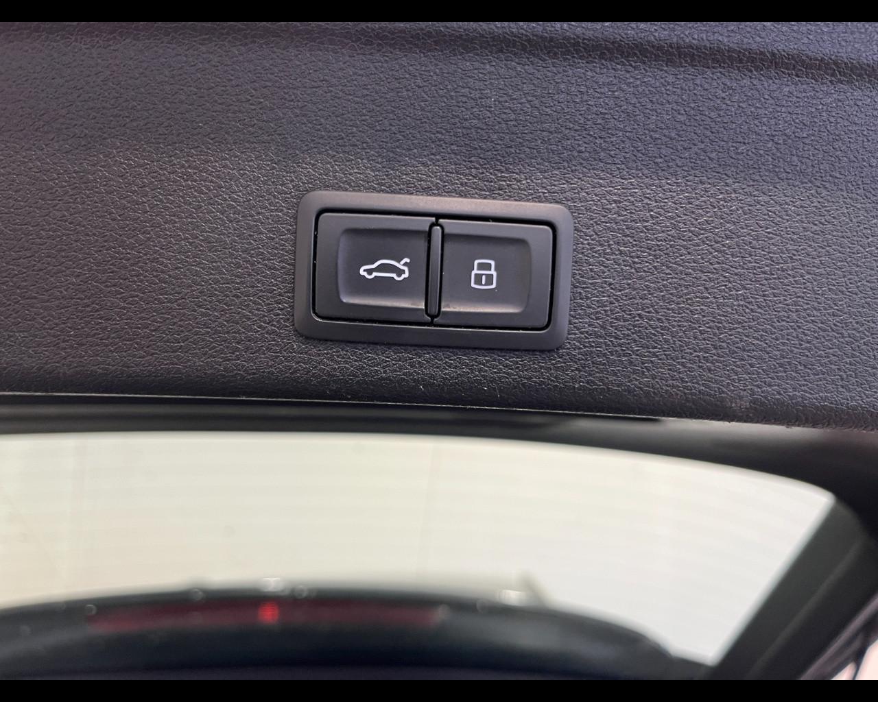 AUDI A4 AVANT 35 TDI MHEV S-TRONIC BUSINESS ADVANCED