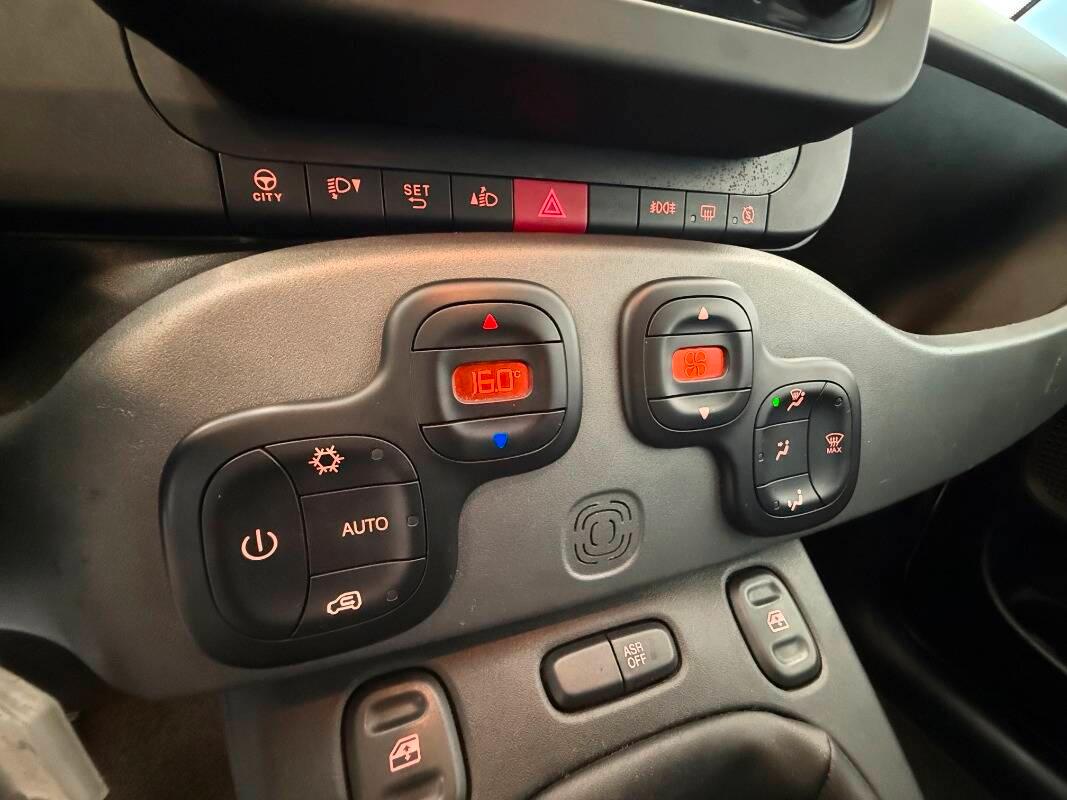 Fiat Panda III 1.0 firefly hybrid City Life s&s 70cv 5p.ti
