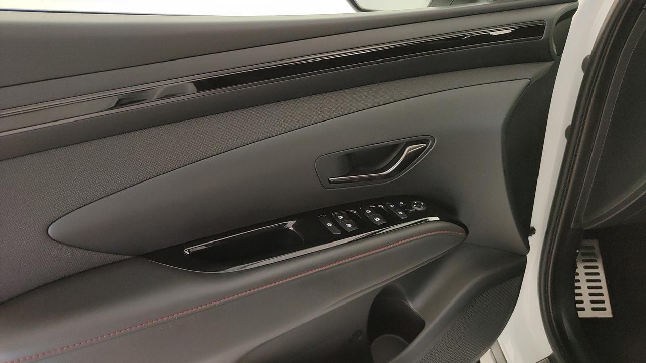 HYUNDAI Tucson 1.6 phev NLine 4wd auto