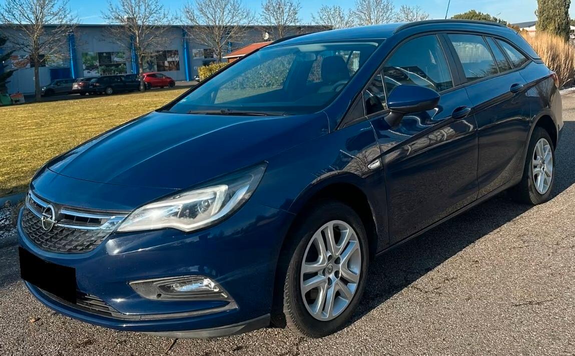 Opel Astra 1.4 Turbo 110CV EcoM Sports Tourer Dynamic