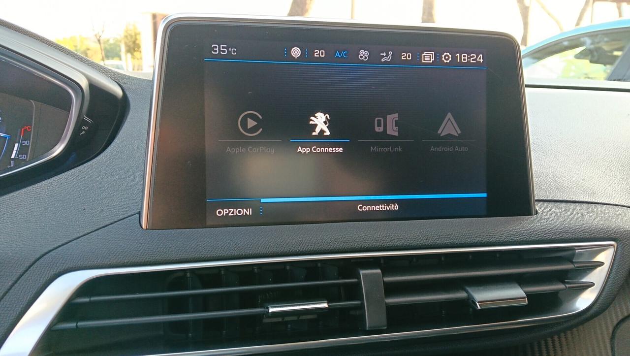 PEUGEOT 3008 1.2 BENZ-NAVI-PREZZO PROMO!
