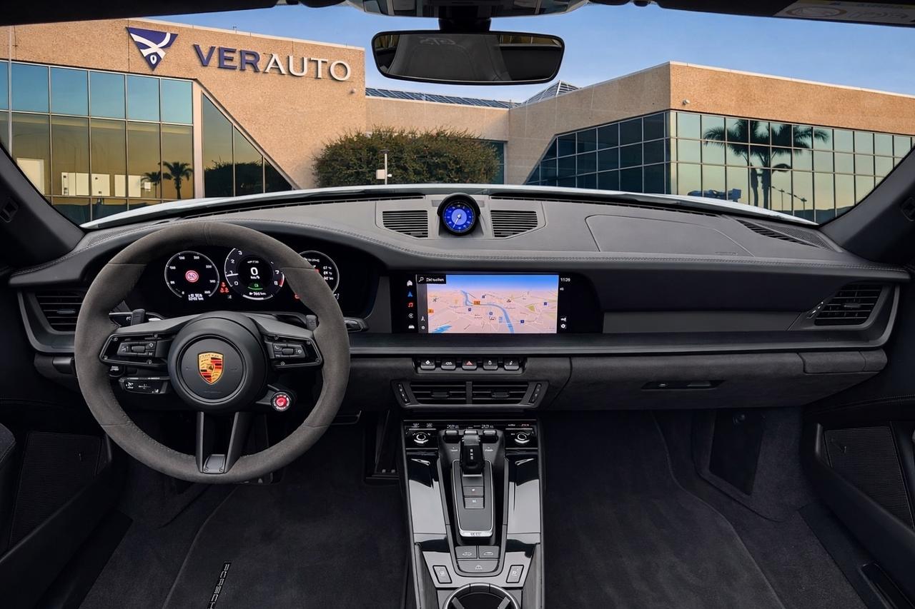 Porsche 911 Carrera GTS Cabriolet possibilità noleggio no scoring