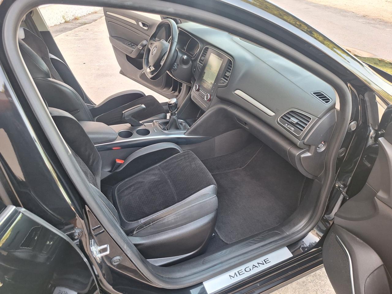 Renault Mégane 1.5 dCi 110 CV BERLINA "NAVI"