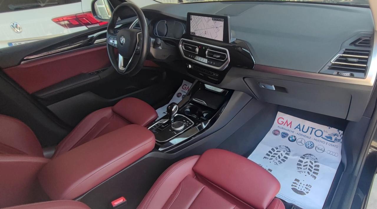 BMW X3 con telecamere perimetrali 2022