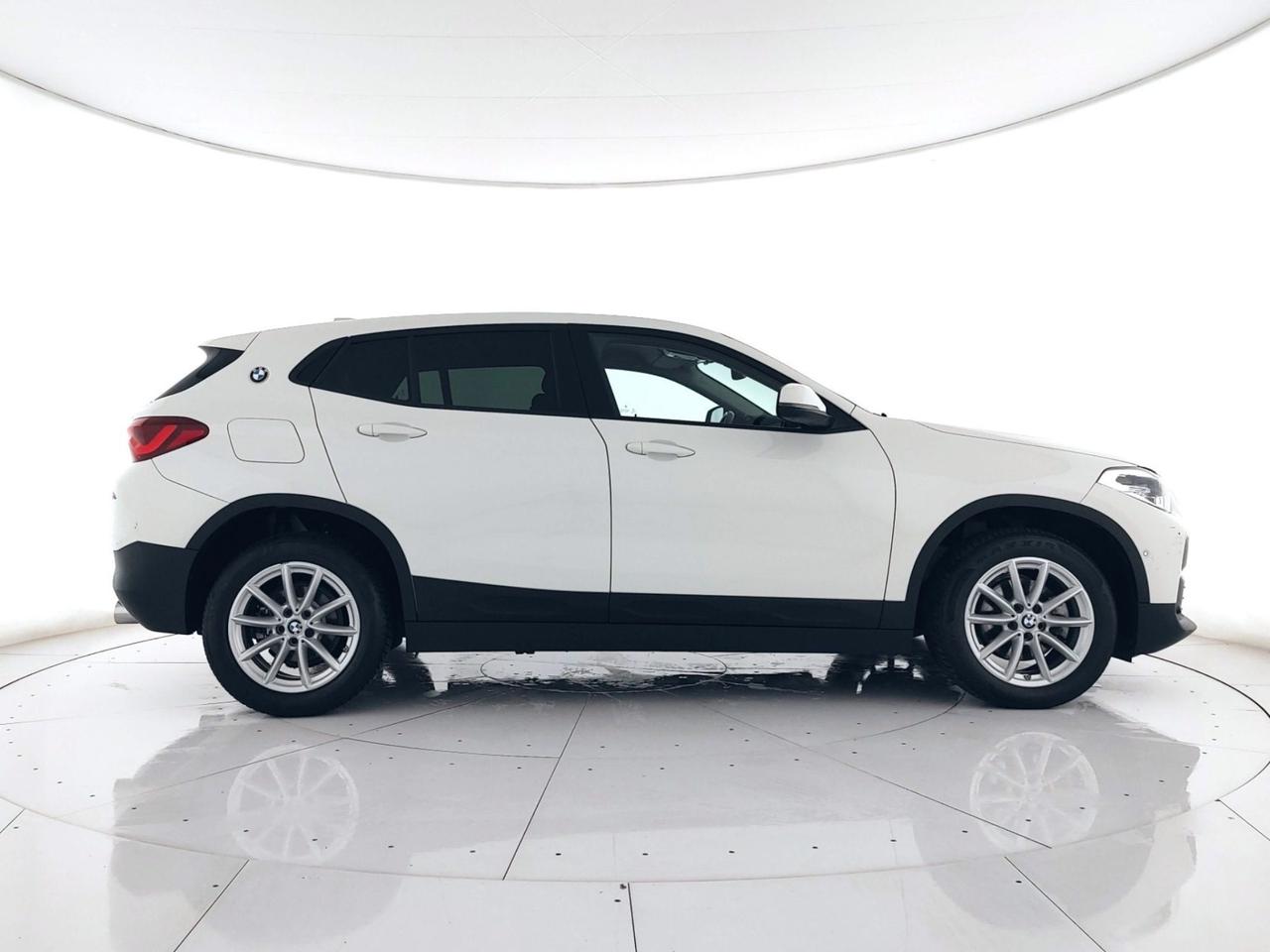 BMW X2 sdrive18d Business X auto CAMERA+BLUETOOTH+LED
