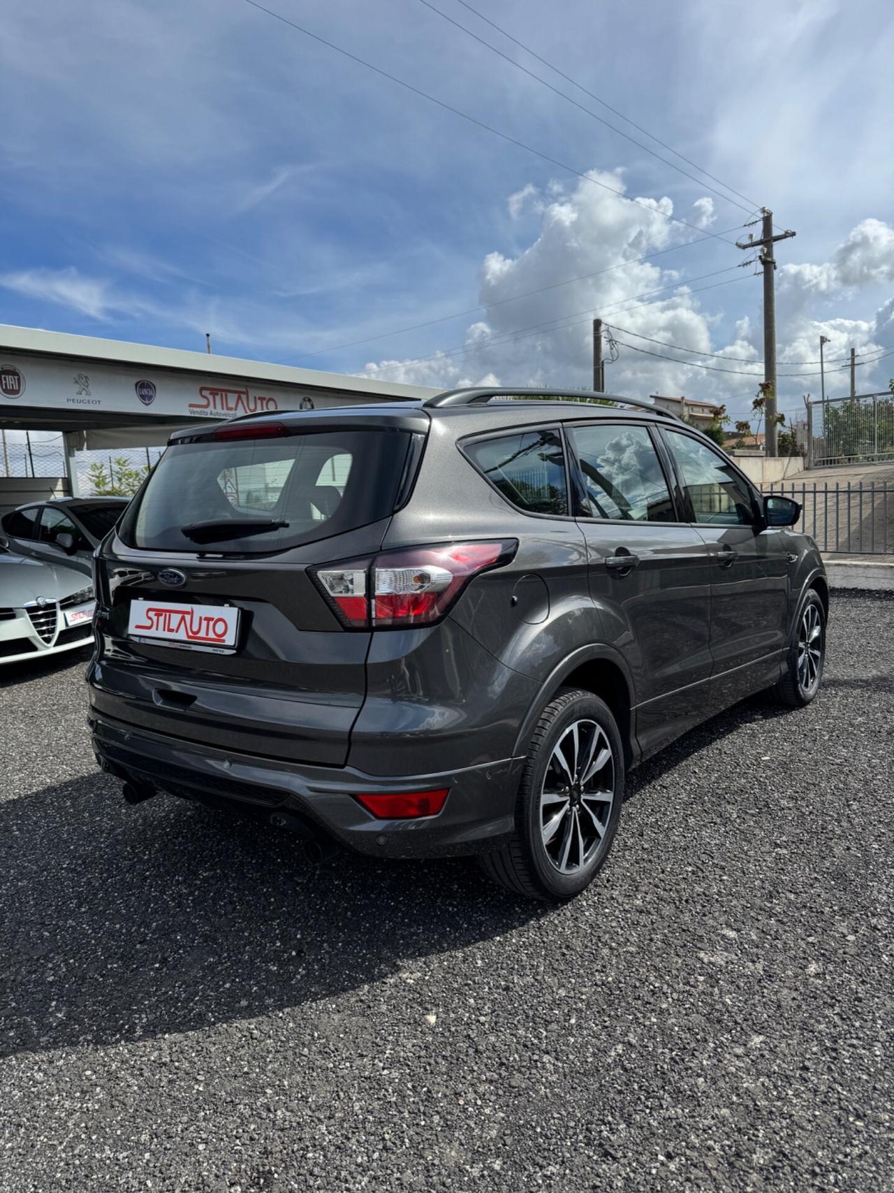 Ford Kuga 2.0 TDCI 120 CV S&S 2WD ST-Line