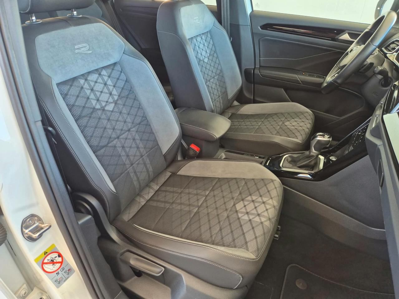 Volkswagen T-Roc 2.0 TDI 150 CV DSG R-Line