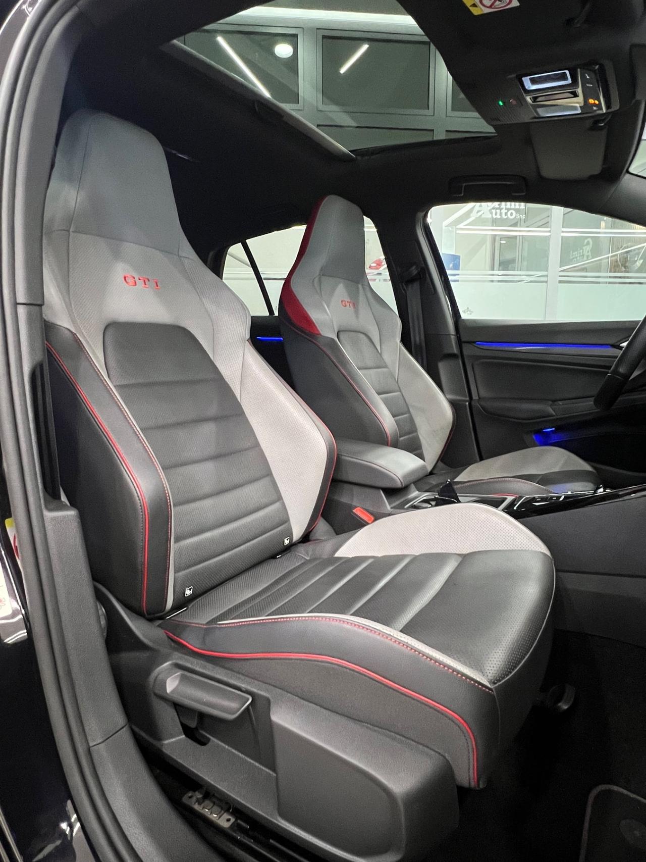 Volkswagen Golf GTI 2.0 TSI DSG