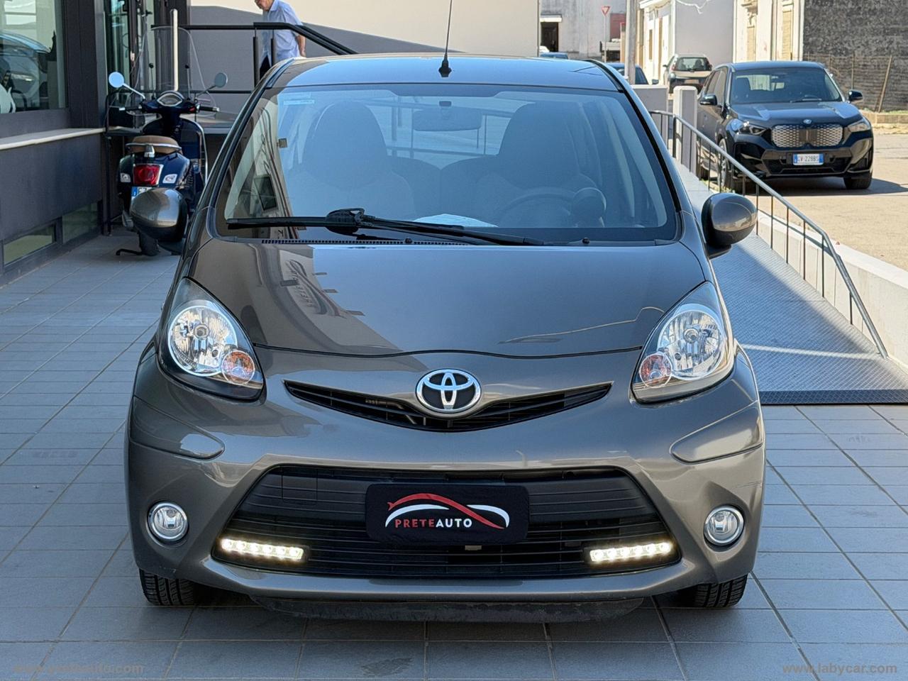 TOYOTA Aygo 1.0 12V VVT-i 5p. Active Connect
