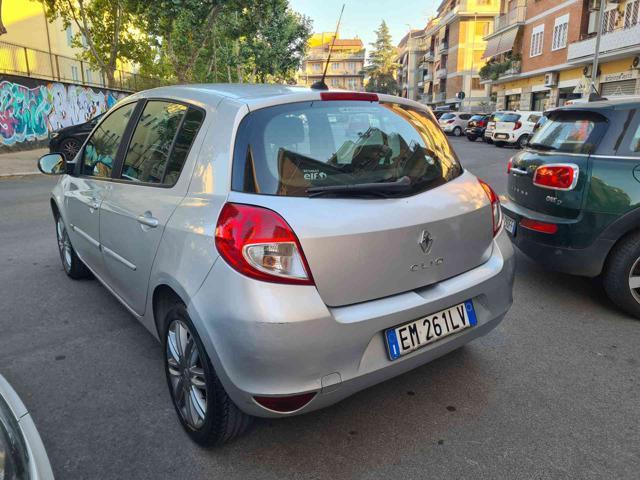 RENAULT Clio 1.2 16V 5 porte Dynamique