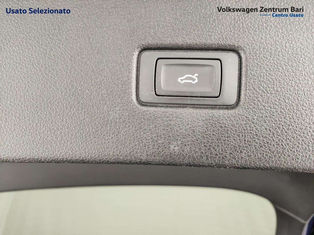 Audi Q5 sportback 40 2.0 tdi mhev 12v s line quattro s-tronic