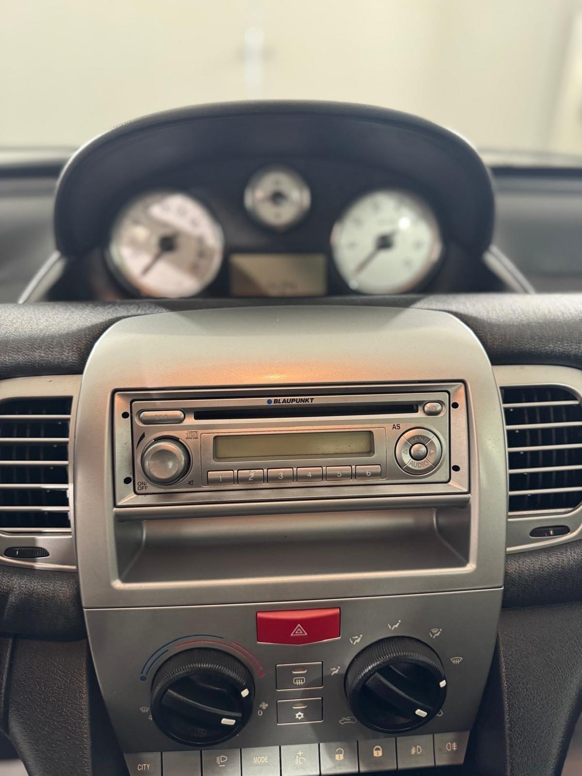 Lancia Ypsilon 1.2 Argento