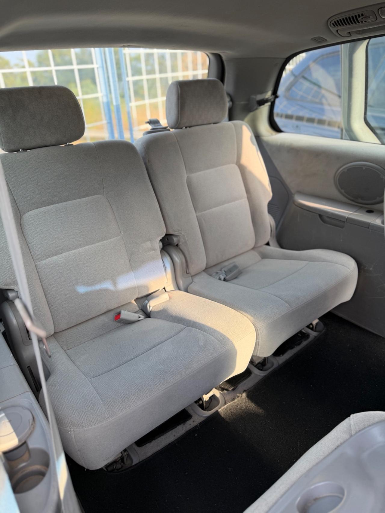 Kia Carnival 2.9 16V CRDi cat Family
