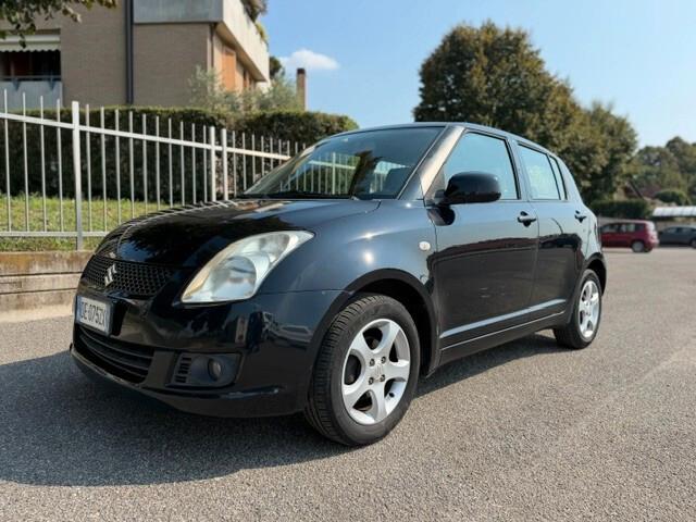 Suzuki Swift 1.3 4x4 5p. GL