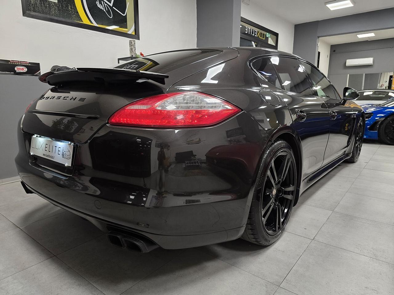 Porsche Panamera 4.8 TURBO TAGLIANDATA_CARBONGRAU _TETTO_LIFT_SPORT