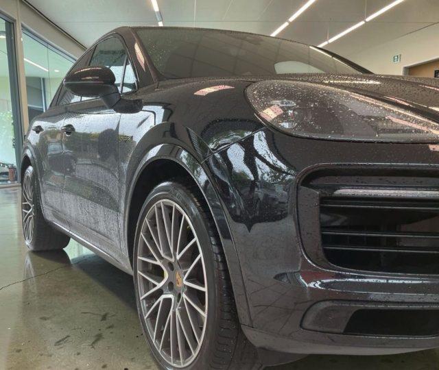 PORSCHE Cayenne Coupé 3.0 V6 E-Hybrid PLATINUM PASM PANO VENTILATI