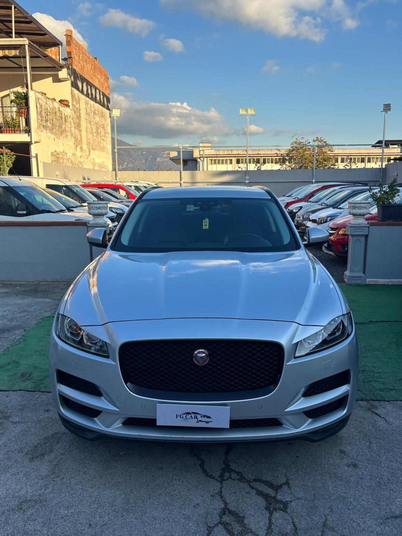 Jaguar F-Pace 2.0 D 180 CV AWD Portfolio