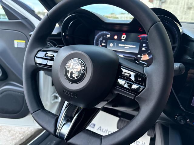 ALFA ROMEO Junior 1.2 136 CV Hybrid eDCT6.