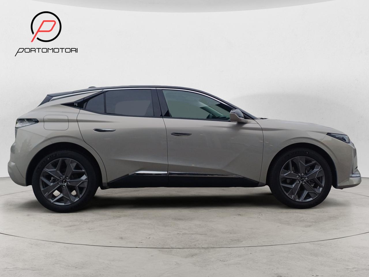 DS DS 4 PALLAS HYBRID 145