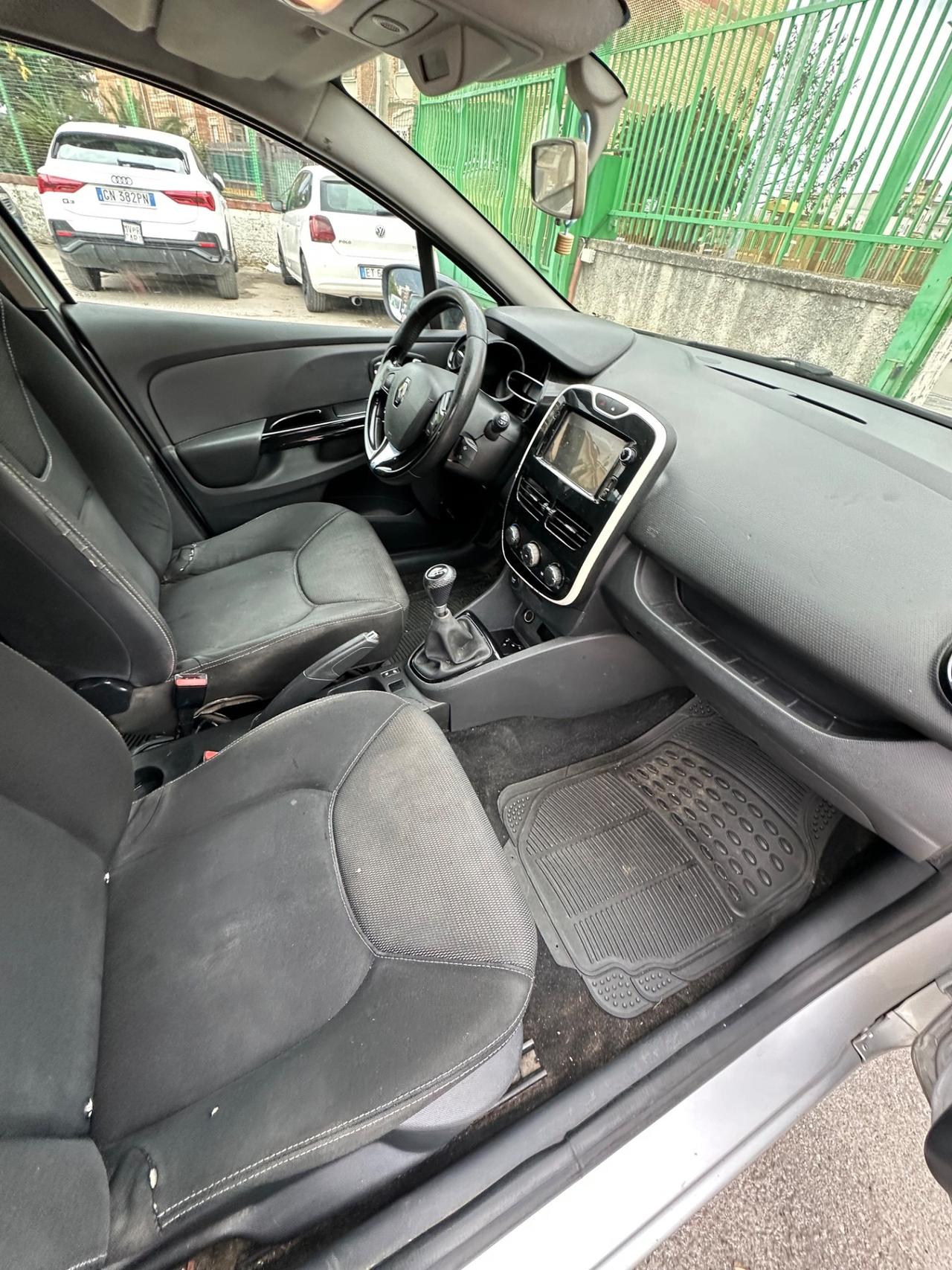 Renault Clio 1.2 16V 5 porte GPL Yahoo!