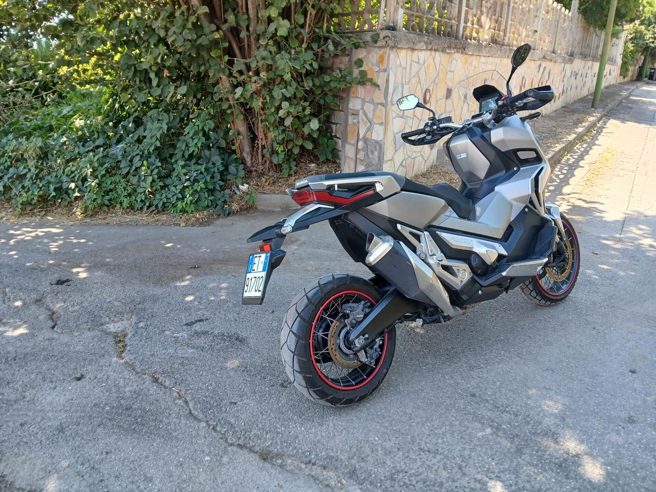 Honda X-ADV 750 anno 2019 ... 18 mila km