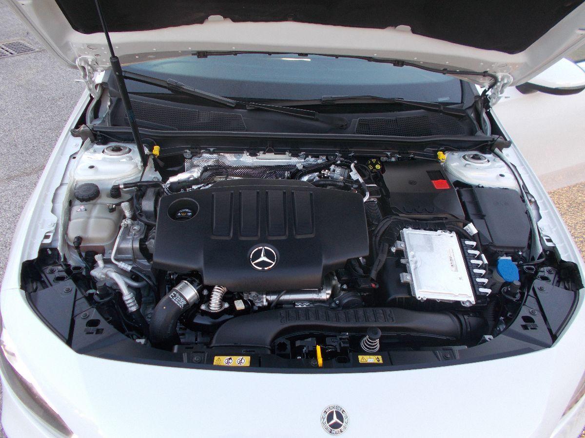 MERCEDES - Classe A - A 200 d Automatic Business