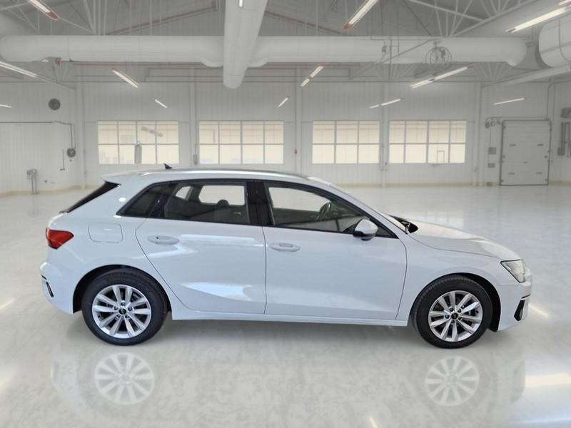 AUDI A3 SPORTBACK 30 TDI S TRONIC BUSINESS S.BACK 5 PORTE BERLINA