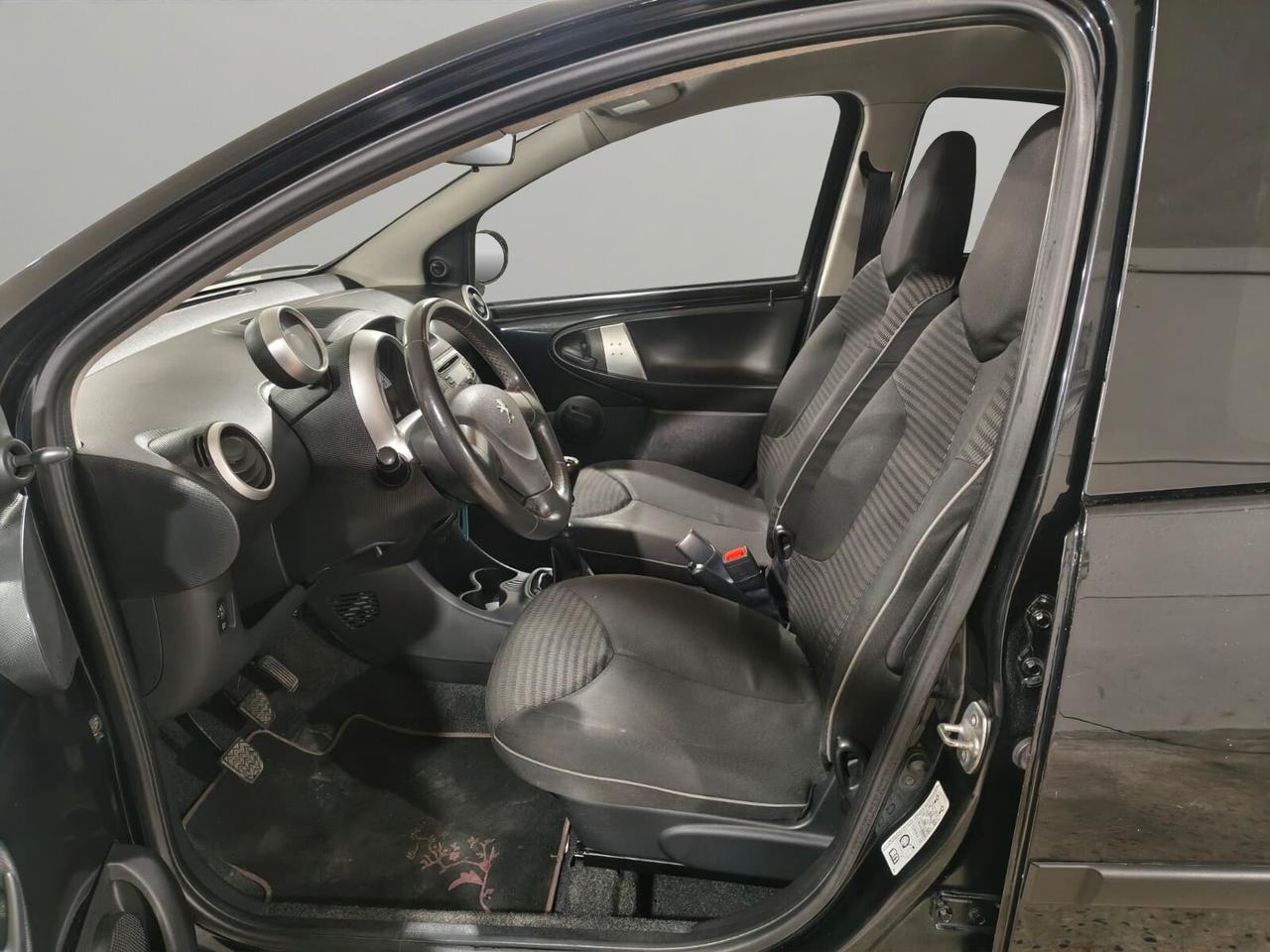 Peugeot 107 1.0 Plaisir