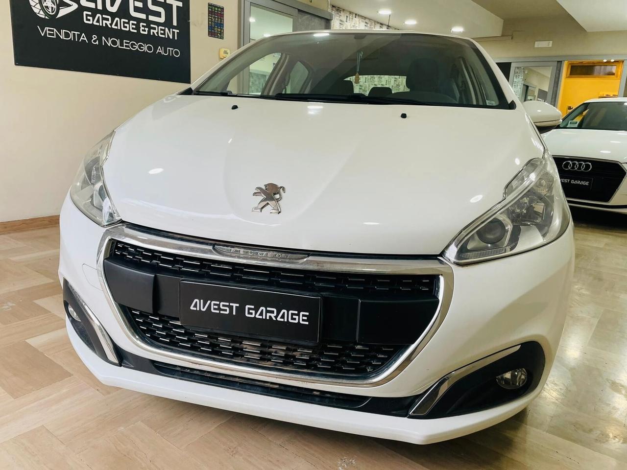 Peugeot 208 PureTech 82 5p. GPL Allure