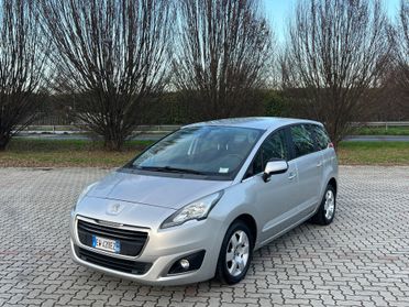 Peugeot 5008 1.6 HDi 115CV Allure