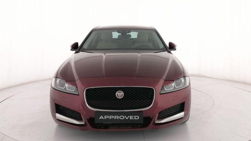 Jaguar XF 2.0d Pure Business edition 180cv