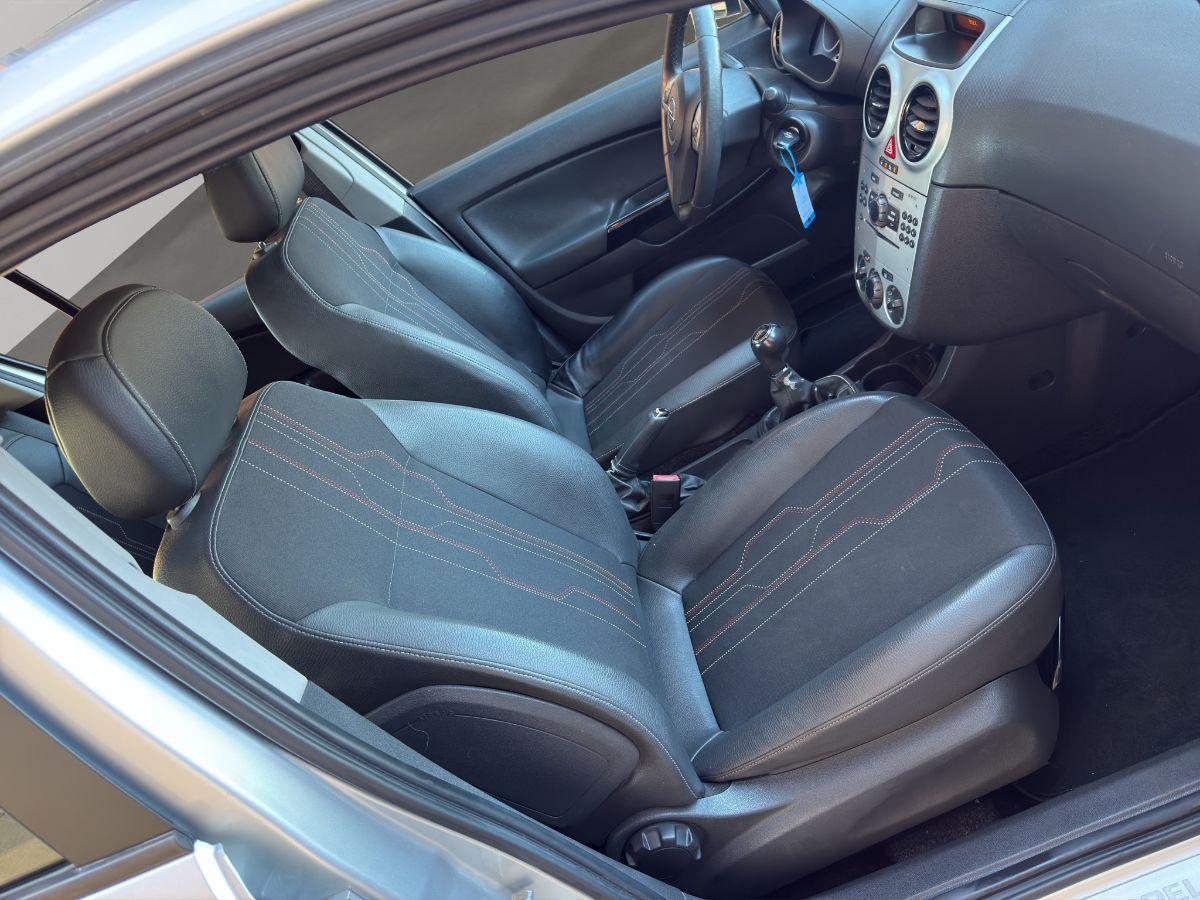 OPEL - Corsa - 1.2 16V 85CV 5 porte Club
