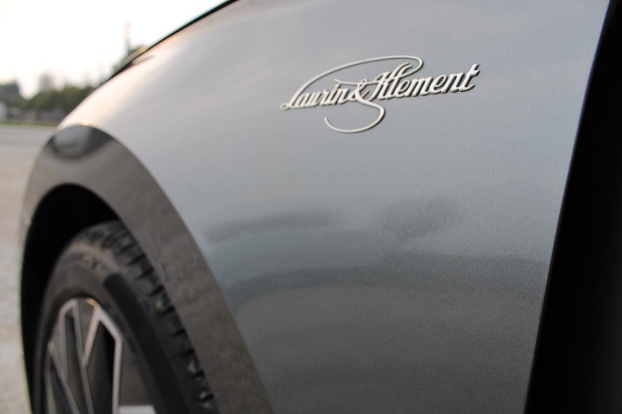 Skoda Superb Wagon 2.0 tdi 4x4 DSG Laurin&Klement 200cv