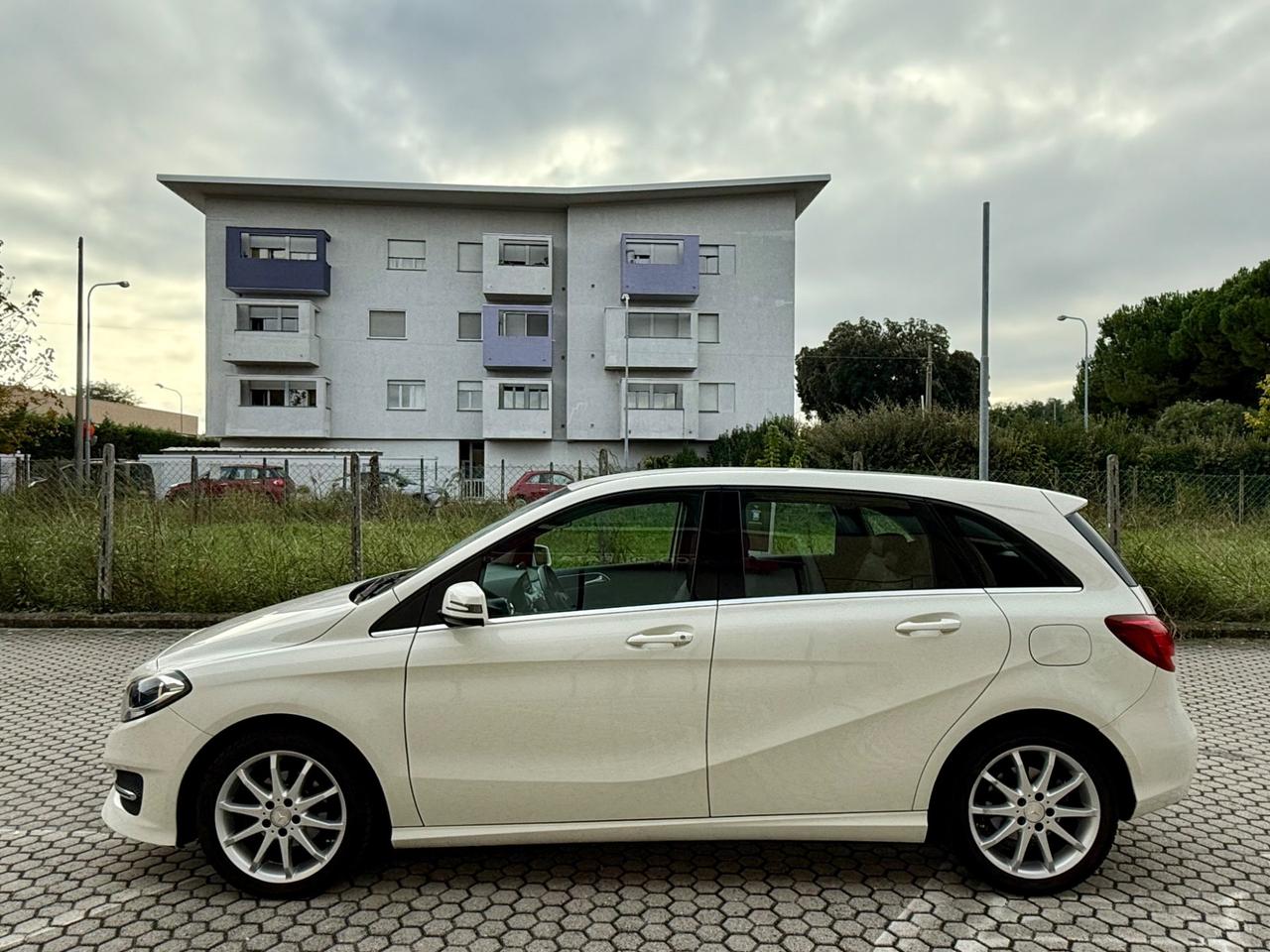 Mercedes-benz B 180 B 180 CDI Automatic Sport