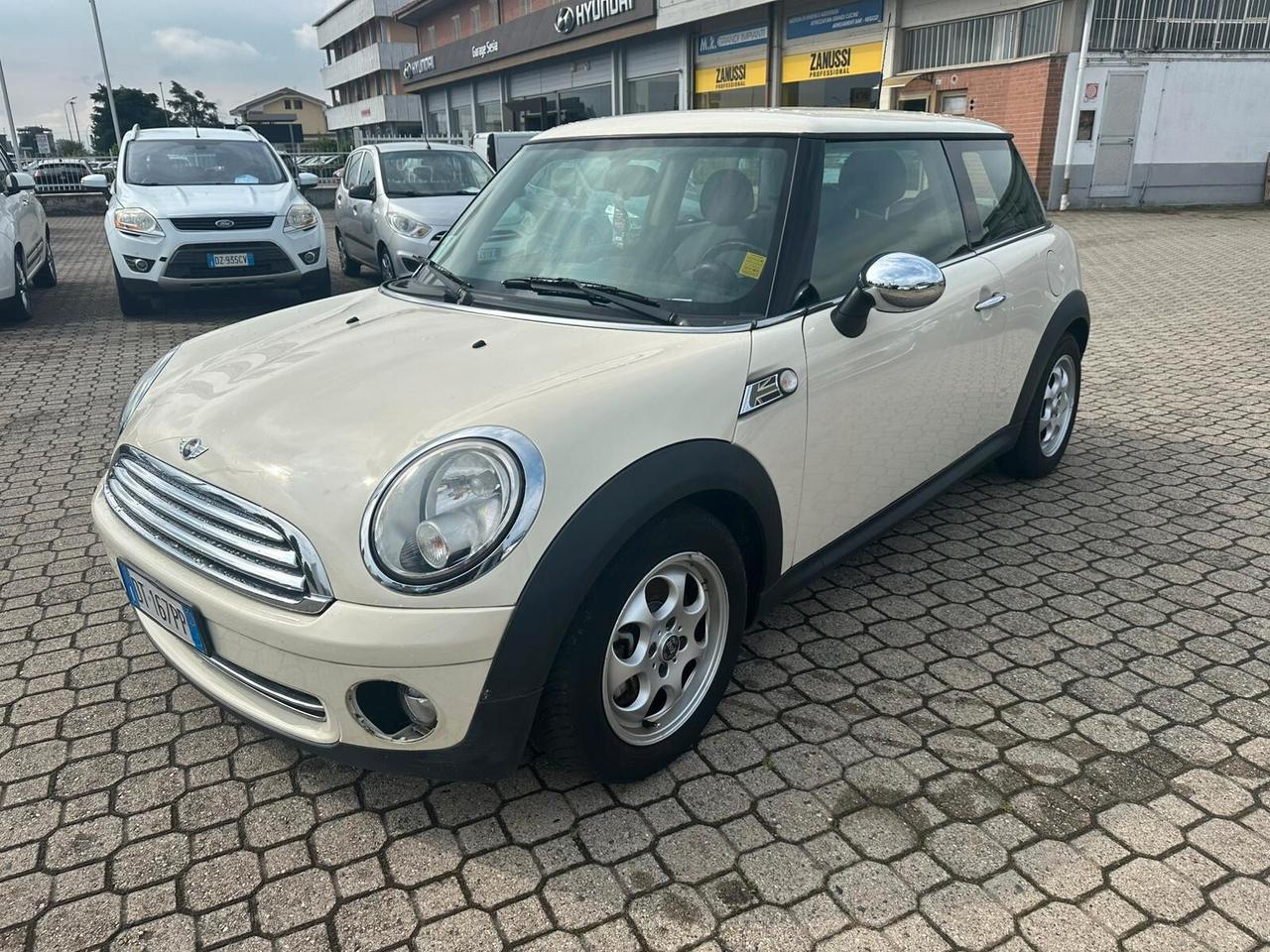 Mini Mini 1.4 16V One Chili