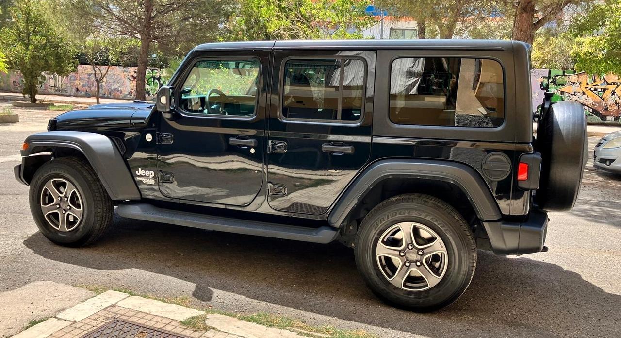 Jeep Wrangler Unlimited 2.2 Mjt II Sahara uff ITA cert