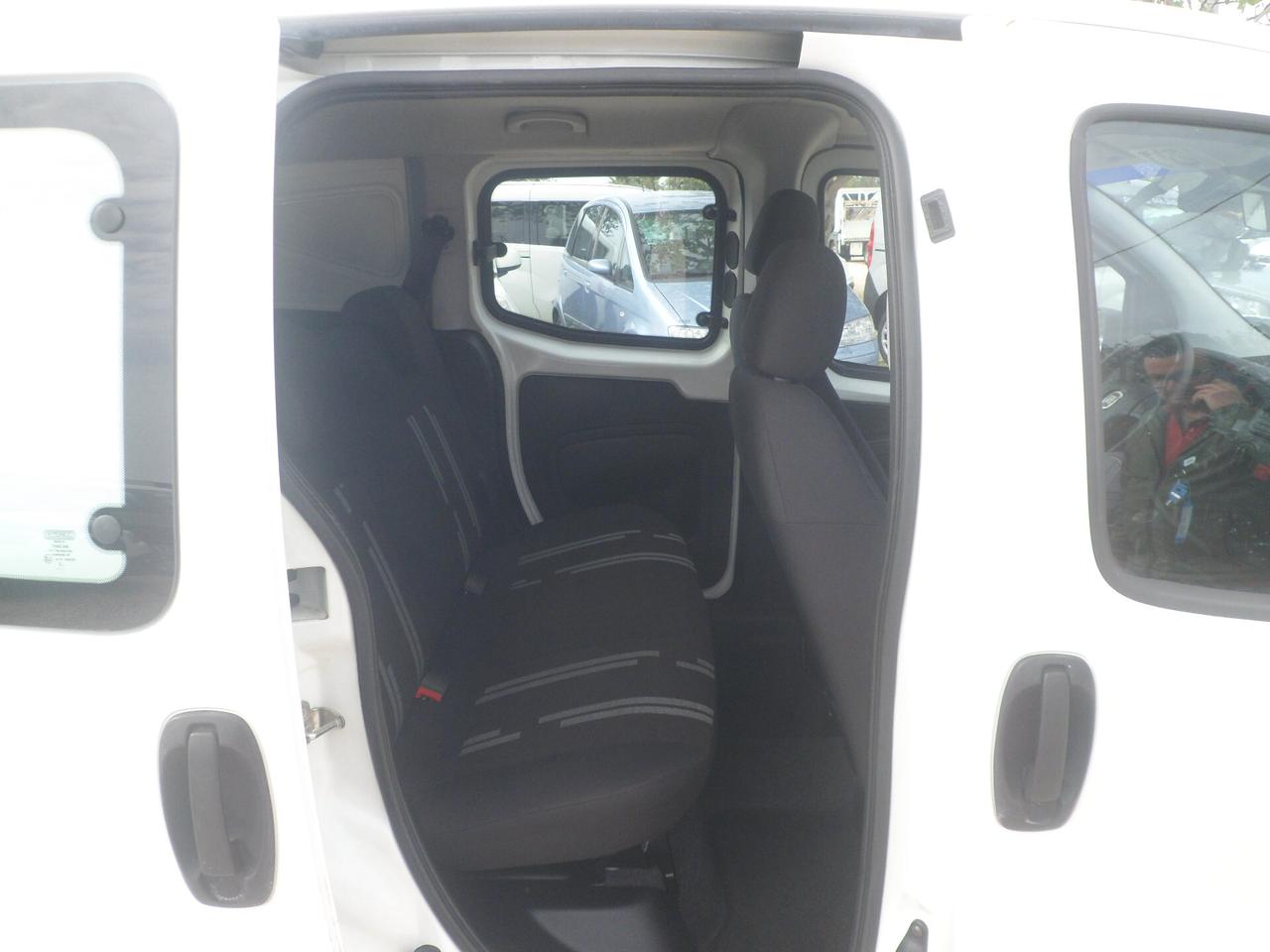 Fiat Fiorino 5 posti autocarro
