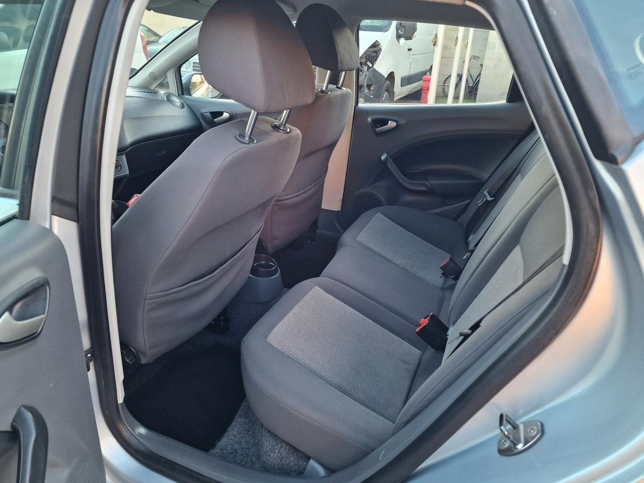 Seat Ibiza 1.4 benzina euro5 2011