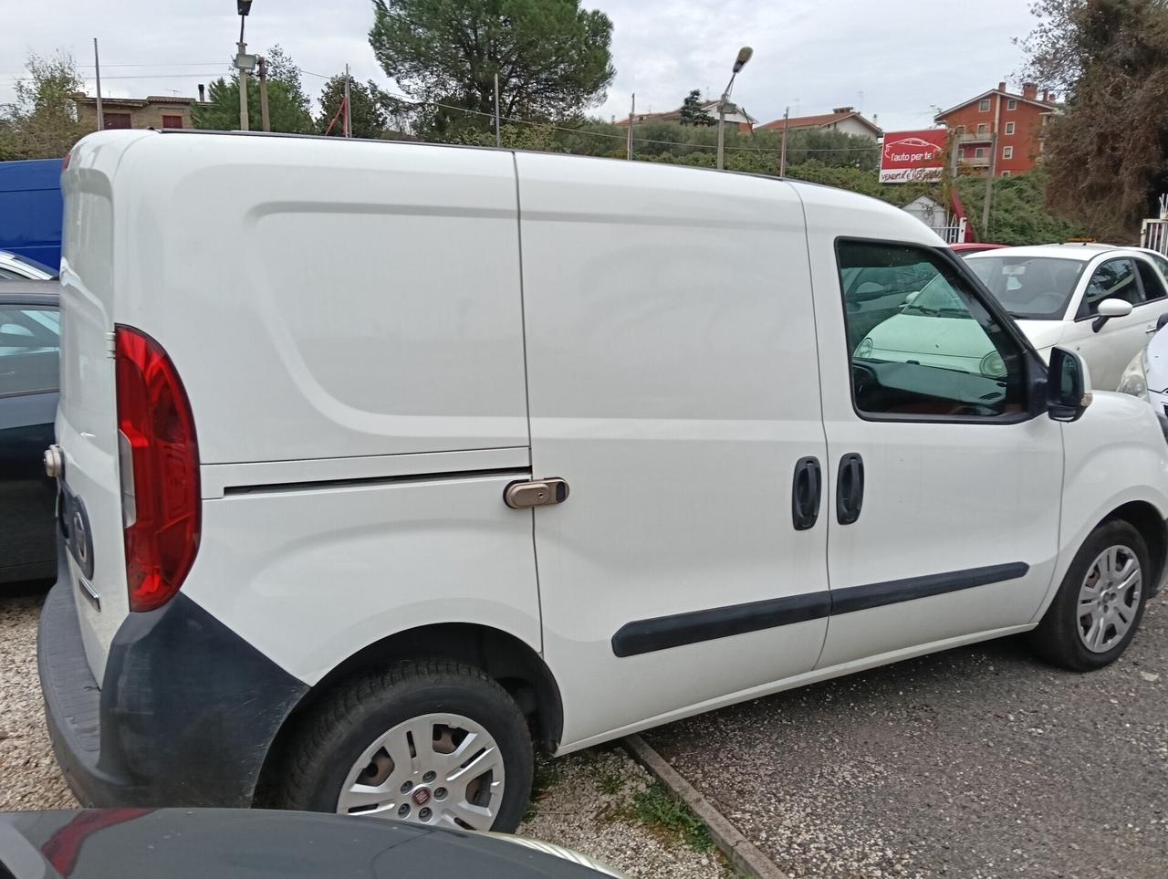 Fiat doblo1.6 mtj 3 Posti