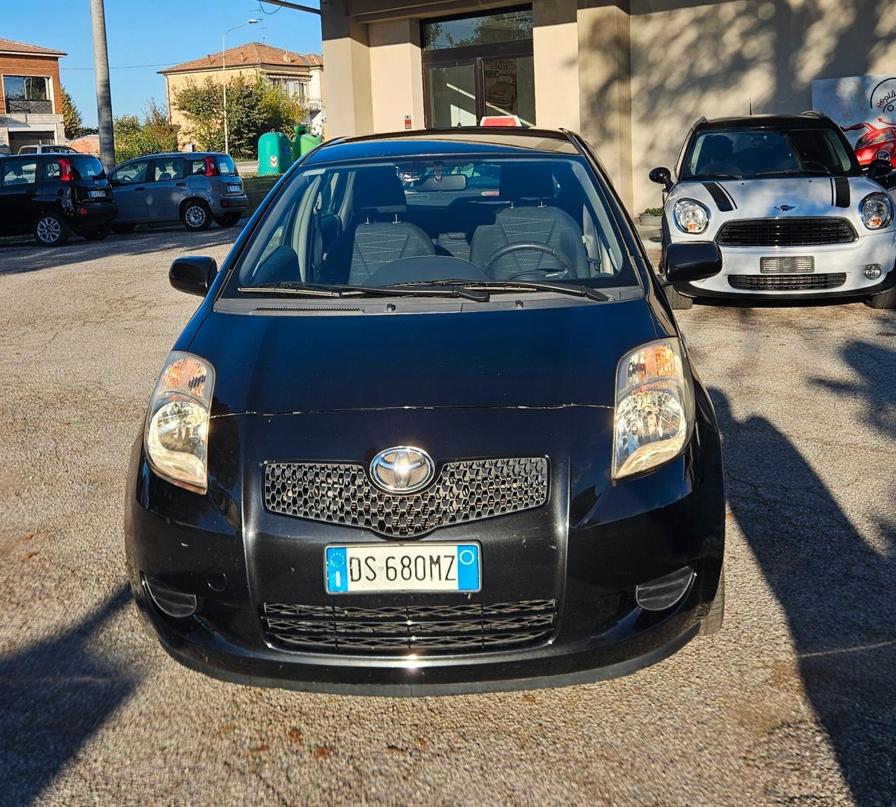 Toyota Yaris 1.0 5 P SOL