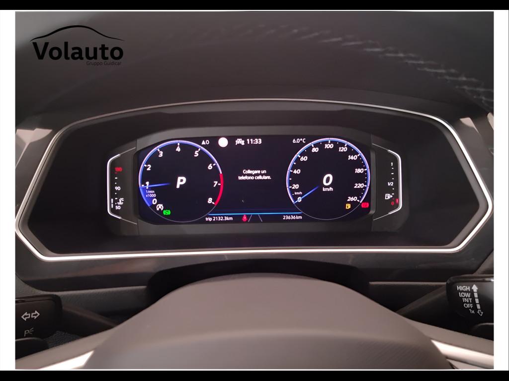 VOLKSWAGEN Tiguan II 2021 - Tiguan 1.5 tsi R-Line 150cv dsg