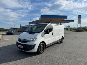 Opel VIVARO Passo lungo