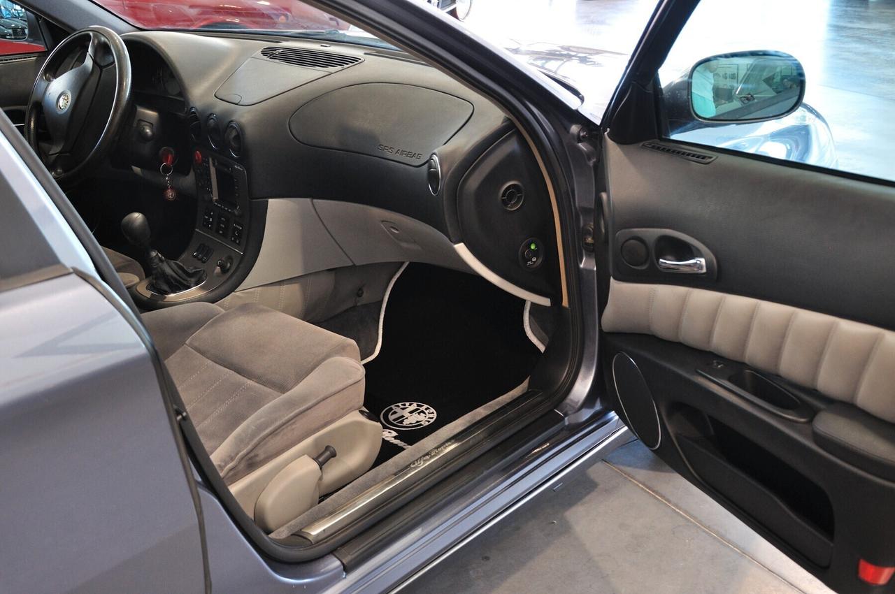 Alfa Romeo 166 2.0i V6 turbo cat Super CRS a libretto