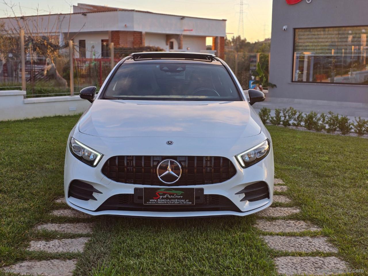 MERCEDES-BENZ A 180 d Automatic Premium NIGHT EDITION