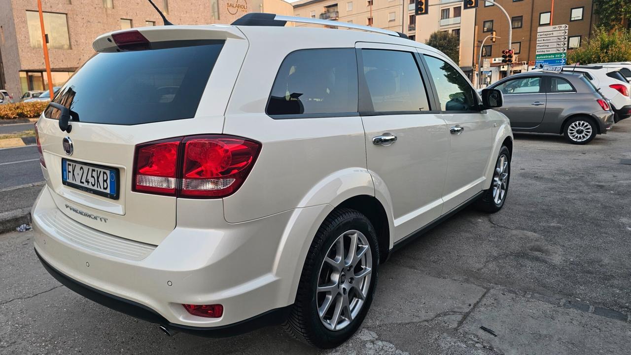 Fiat Freemont 2.0 Multijet 170 CV Black Code